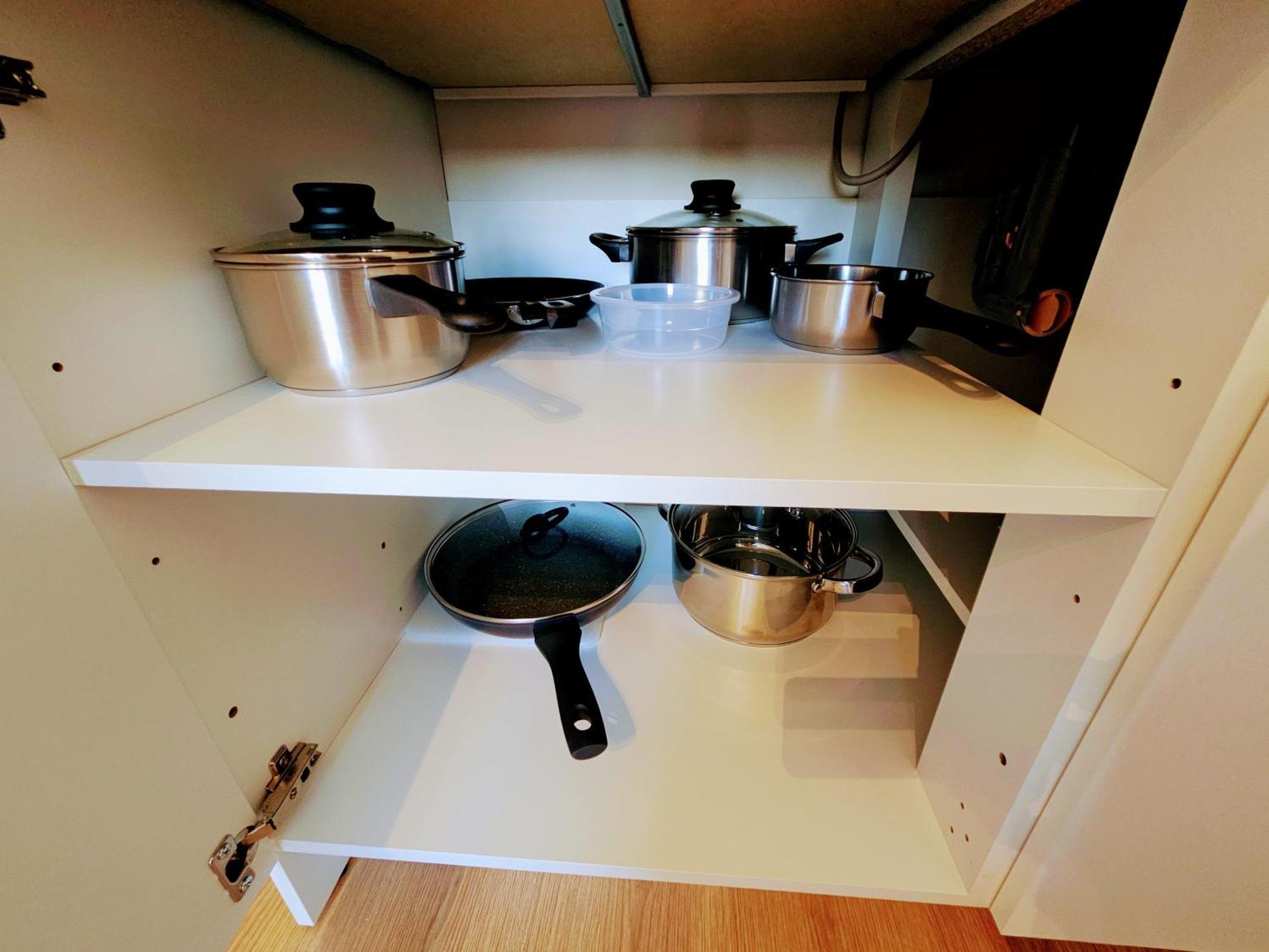 Live-inn Hotel-style 5 Apartments, 20 Mins To Centre, Gym, Reception, Free Parking, Lift, Roof Terrace & Game Appartement Prague